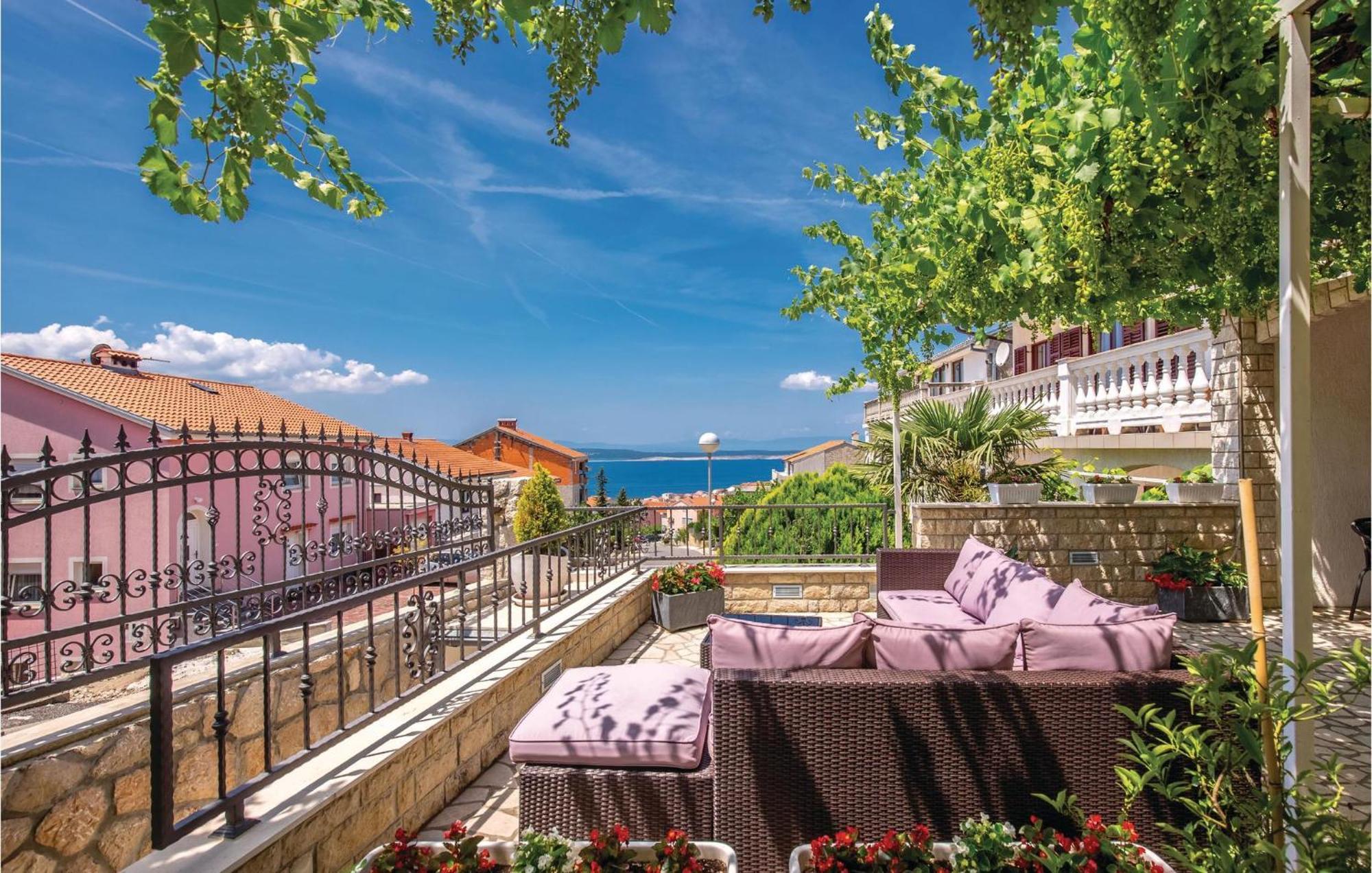 Nice Apartment In Crikvenica With Wifi Exterior foto